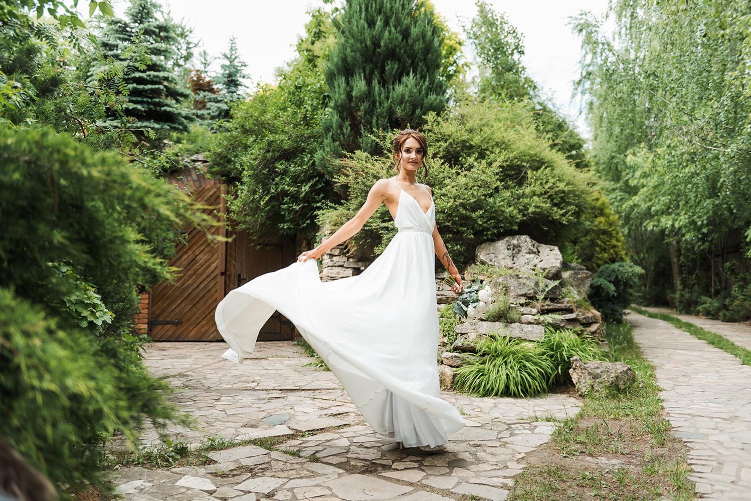 Невеста перед винным залом